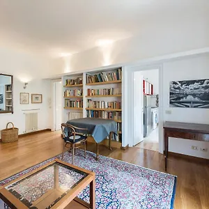  Apartment Quiet Apartmenttrastevere Italy